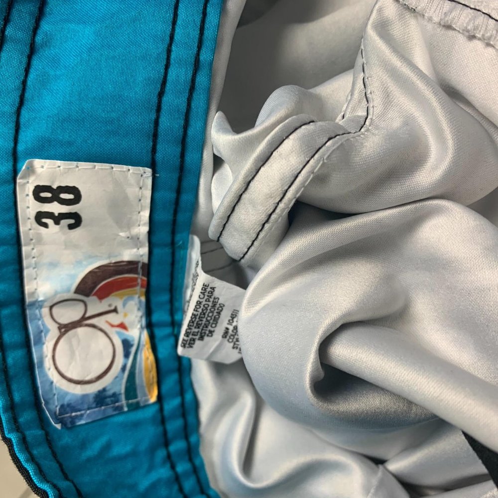 OP Swim Shorts Radio Boom Box Size 38 - Picture 8 of 8